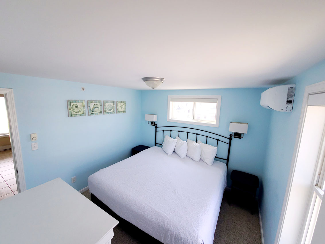 Seabreeze Oceanfront Units Bedroom1